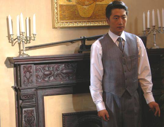 他是许晴同学,出道30年凭《司藤》火起来,看清年轻照片:爱了_邵峰