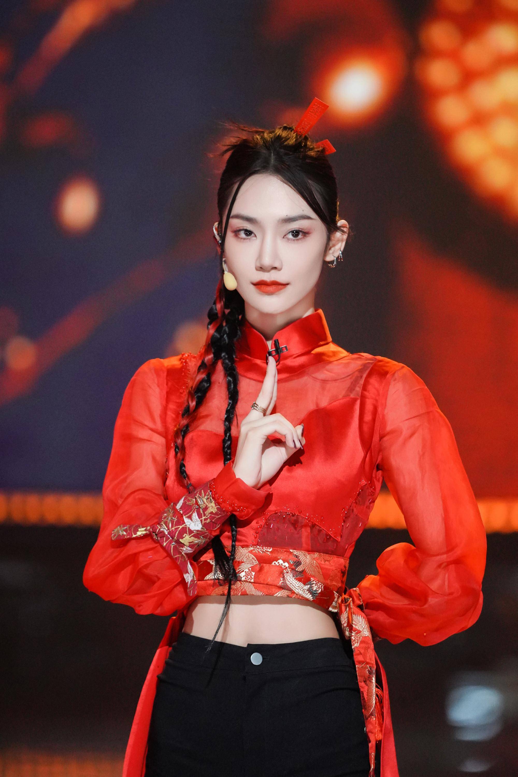 陈嘉桦,刘逸云,谢娜毫无悬念?_舞台_姐姐_表演