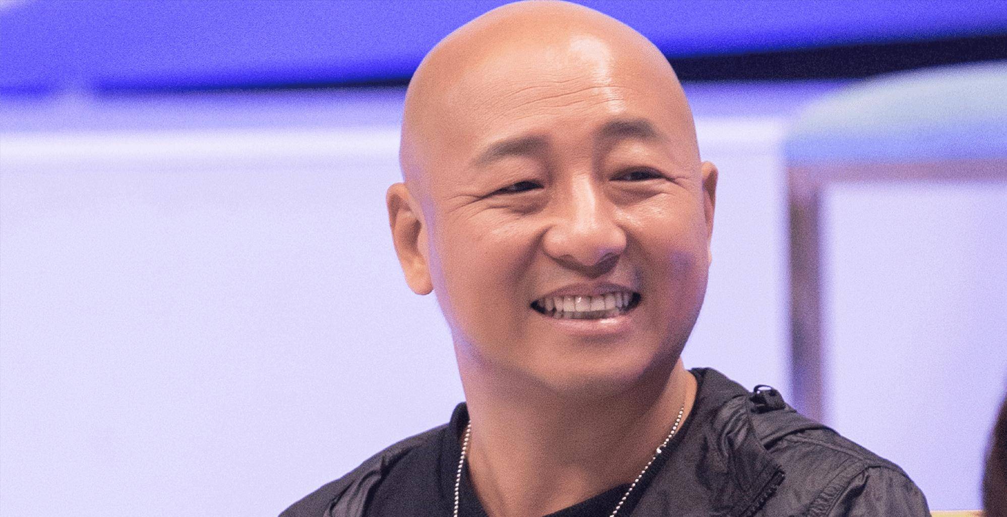 吴京是他的发小,从歌坛神隐转型实力演员,周晓鸥凭演技翻_角色_周晓欧