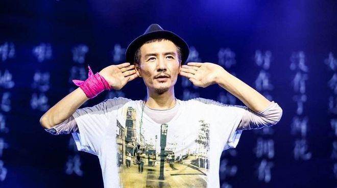 朴树大学上一年就退学,对父亲说:这是为你们考的,我打死也不去_父母