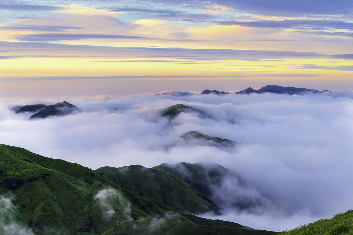 国内这20座名山大川不可错过!_地址_云海_美景