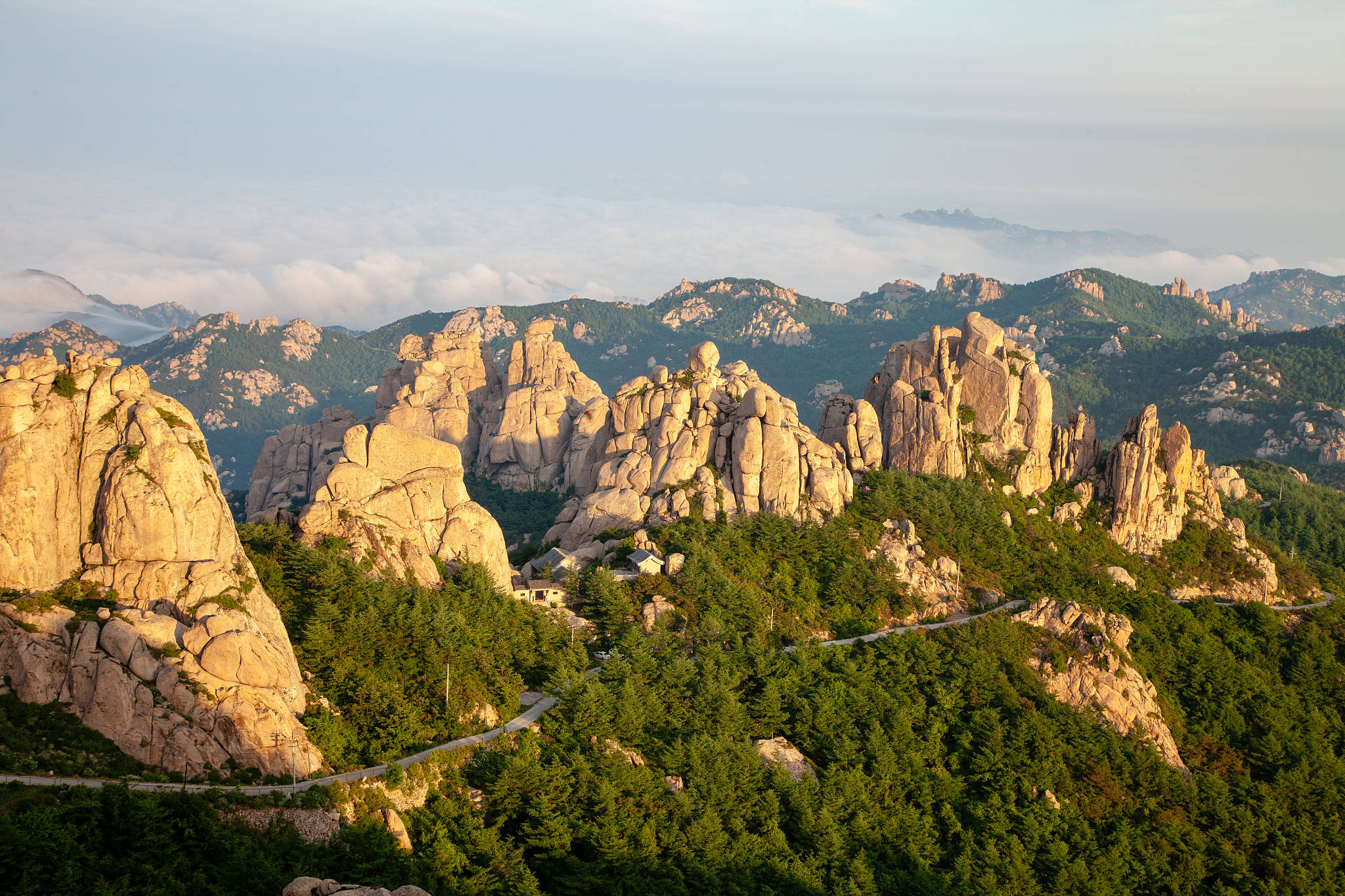 国内这20座名山大川不可错过!_地址_云海_美景