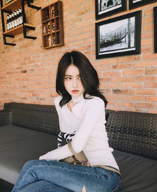 小黑_照片_王柳