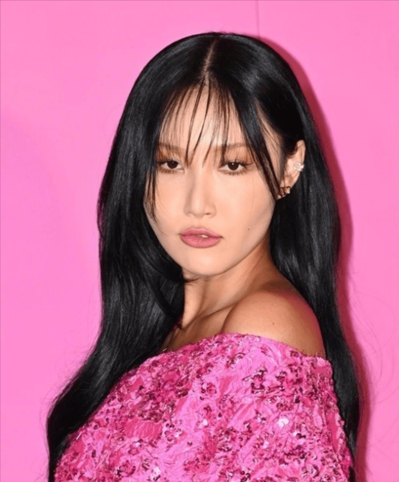 韩国女歌手华莎5年与12岁男友恋情曝光_发展_合约_事业