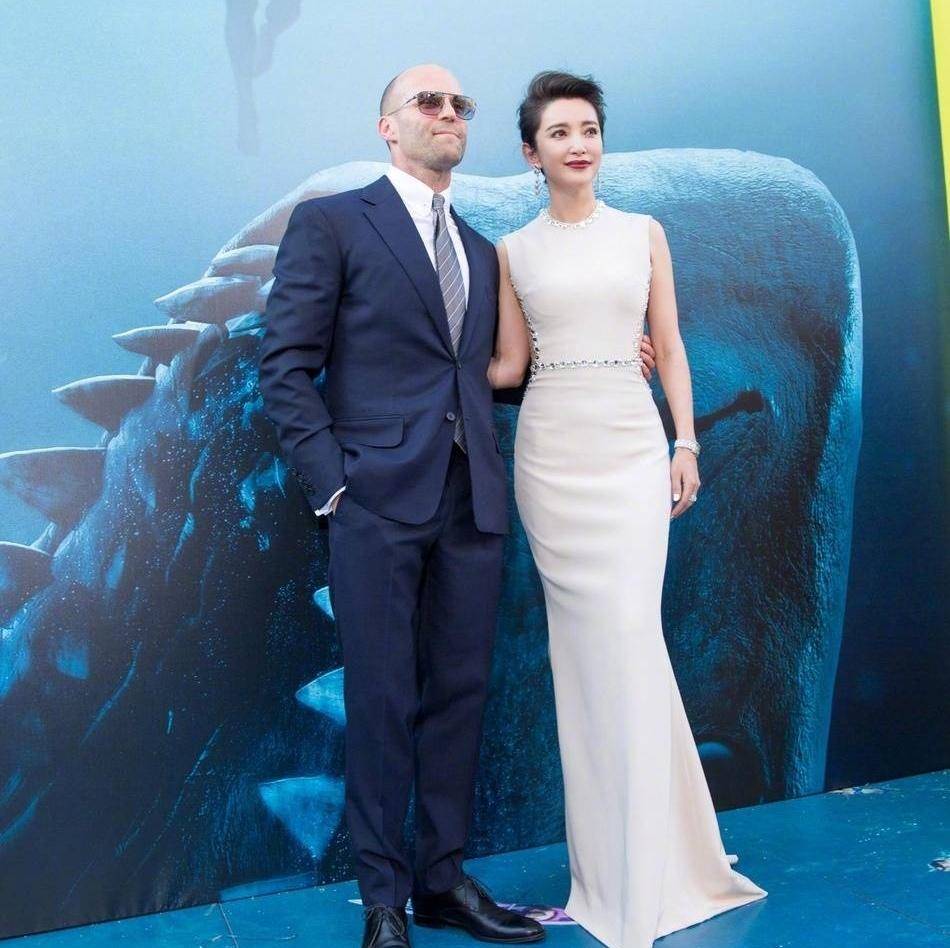 李冰冰与男友分手后,依旧不忘给任泉庆生,27年的友情令人羡慕_生活