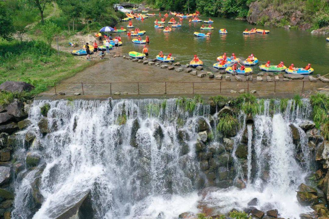 婺源五龙源极限漂流,带你一起畅快戏水!_冒险_大自然_水道