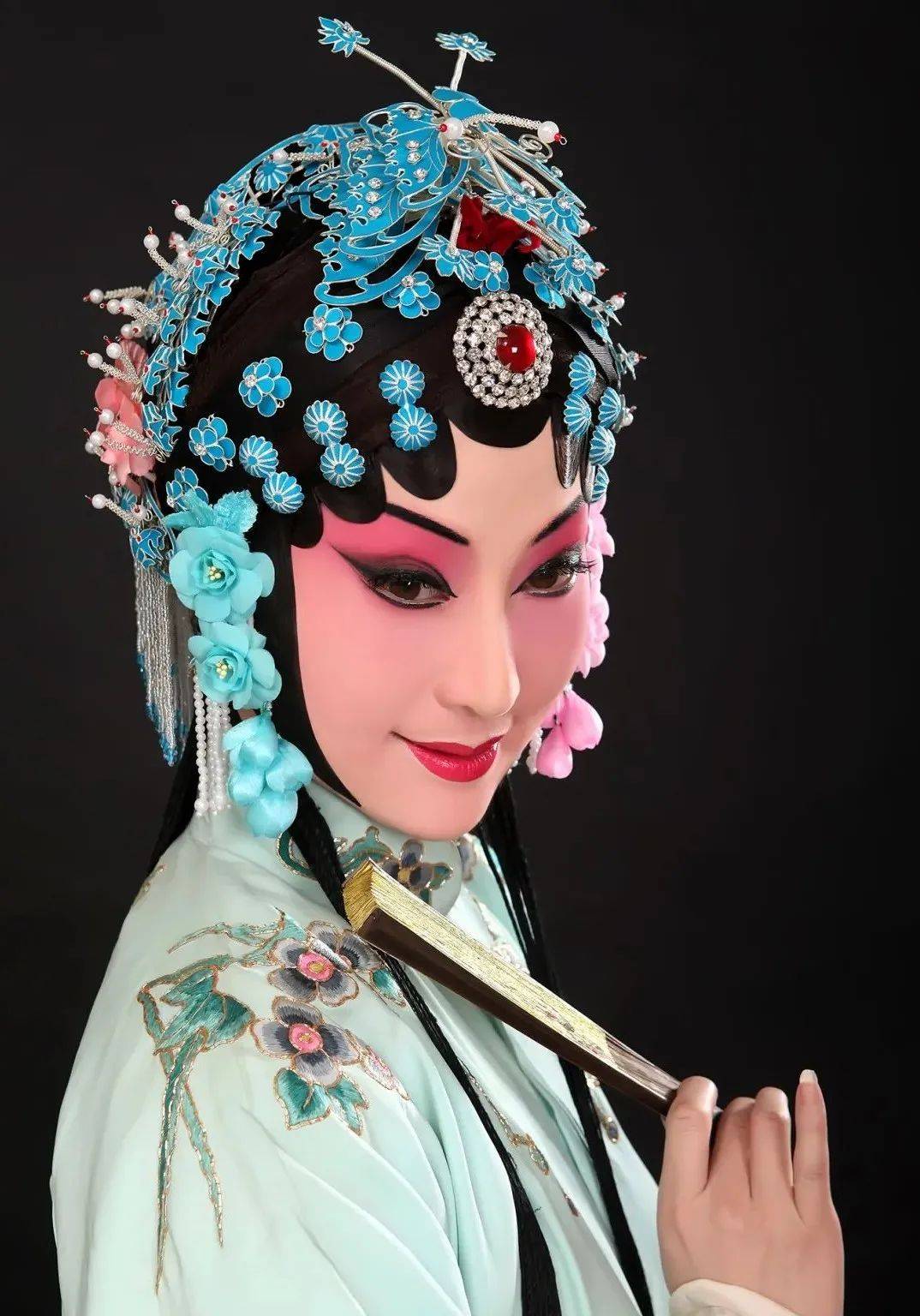 吉祥雅韵 | 经典传统剧目《牡丹亭》即将在吉祥大戏院上演_北方昆曲