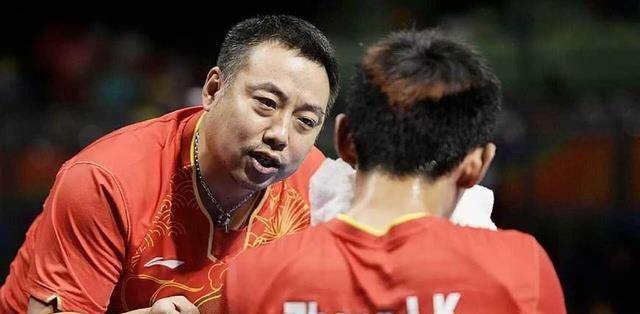 时许昕意外输给了日本的水谷隼,而后者仰天长啸,在刘国梁和马龙年前