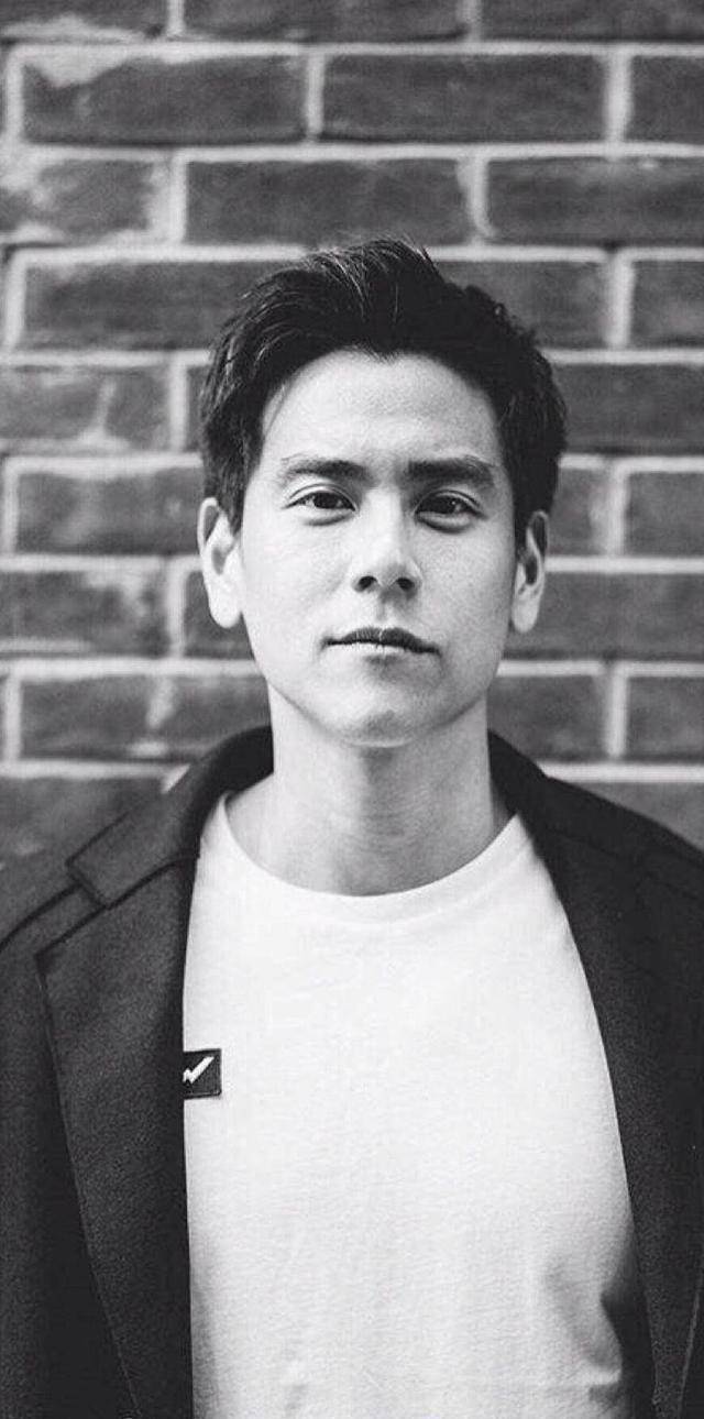 彭于晏新角色瘦到认不出,瘦了之后少了特色,还是完美男友吗?_网友_影