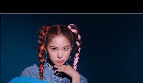 女强人概念成主流,5首散发girlcrush魅力的女偶像歌曲_风格_cool_red