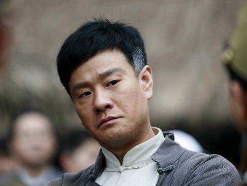 四海八荒第一恶人擎苍扮演者连奕名,现实生活其实是个人生大赢家!