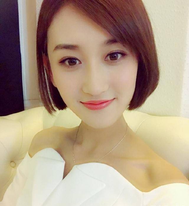 乡村爱情11:李银萍离开白清明,追求者不断,而事实太让人心疼_小李