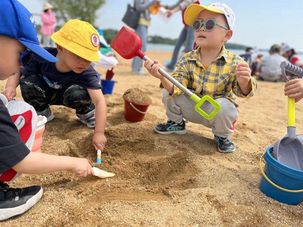 夏日亲子游乐园_信阳哈敦国际幼儿园_信阳马尔代夫夏日之约