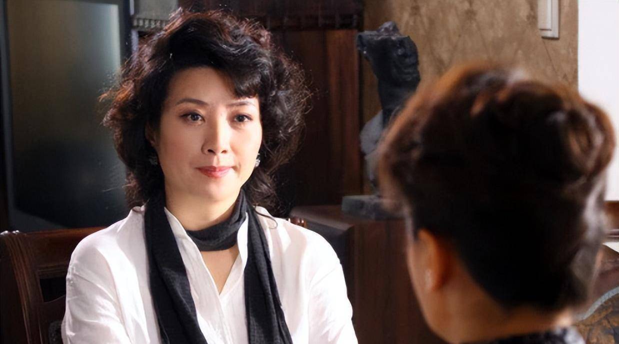 原著演员王晶:长得漂亮没关系,低调过平凡的生活_王静_父母_父亲