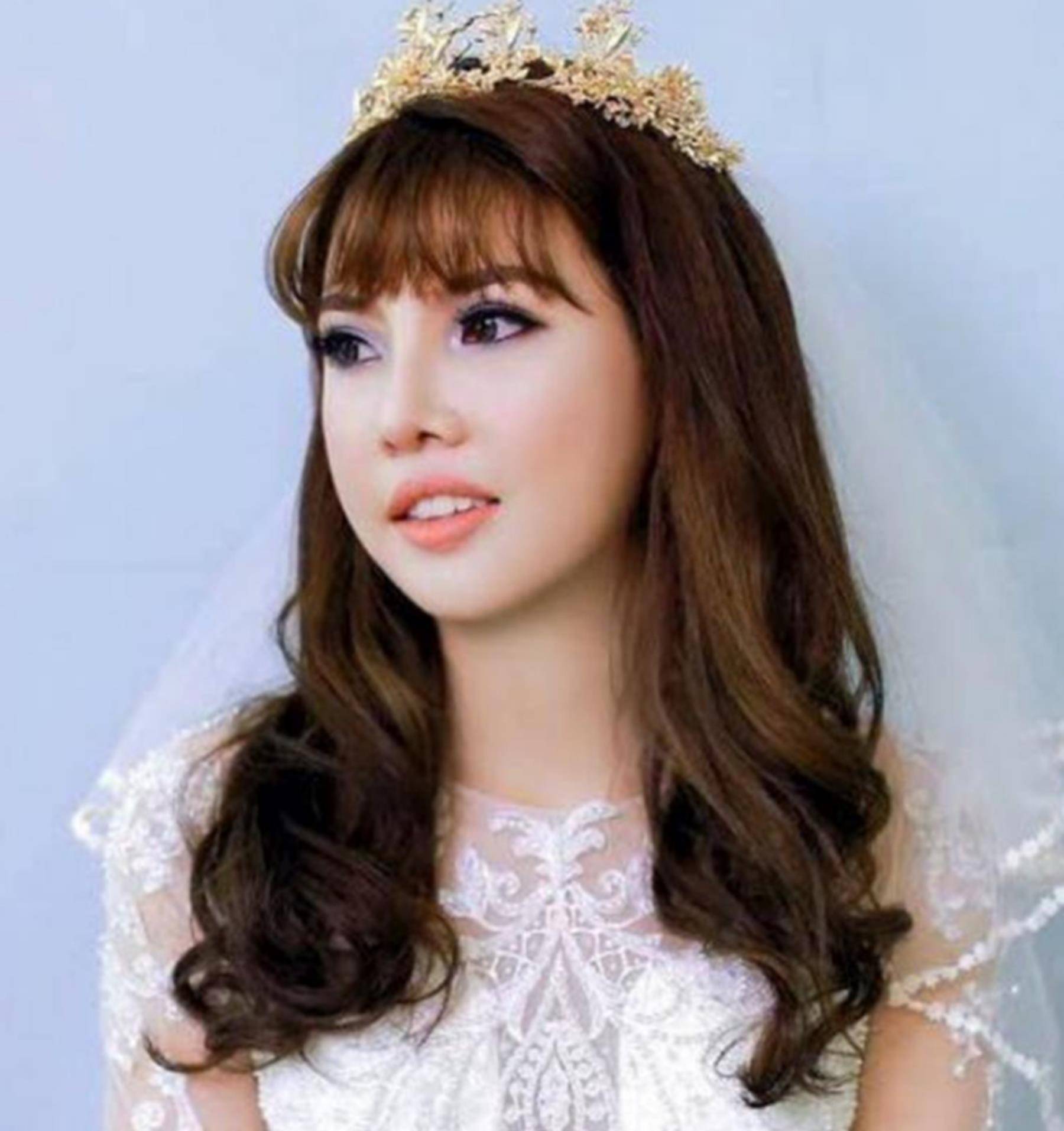 花10万整容嫁入豪门,生女后被扫地出门,"国外凤姐"怎样了?