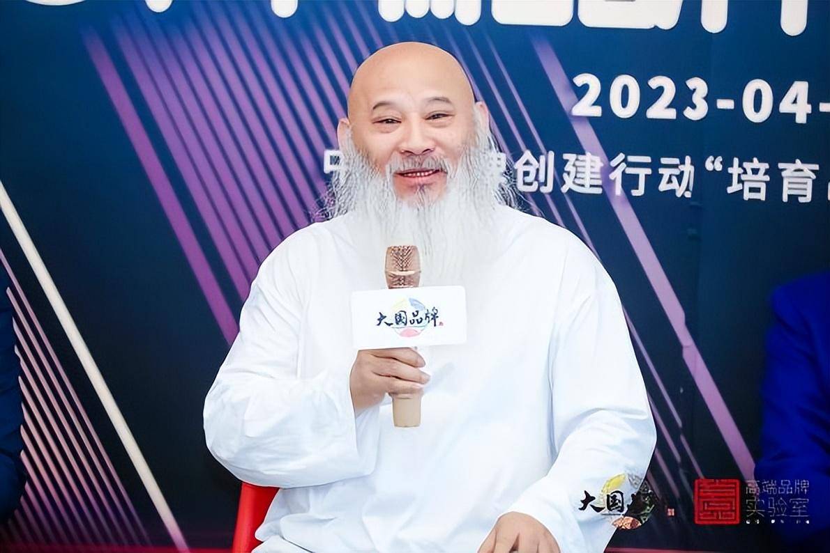 正邦品牌顾问服务集团董事长,高端品牌实验室智库专家陈丹在由cctv-1