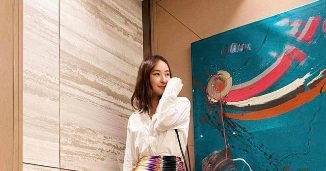 tvb小花独居3000万豪宅,与赌王儿子恋情引热议_陈滢_生活_母亲