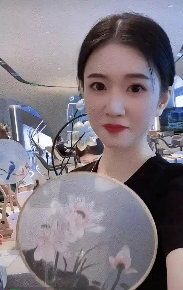 七天前,武汉杨女士追寻她的儿子去了_孩子_母亲_班级