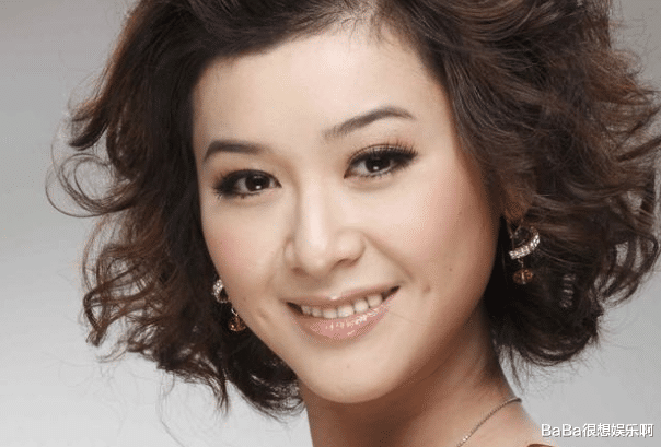 甄锡出道第2年,就遇到了自己的老公,如今儿女双全很辛福_明星_时候