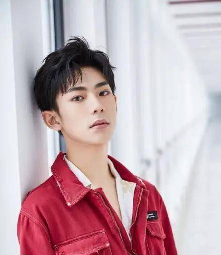 北电艺考成绩公布,张子枫只考了第三名,前两位素人是谁?