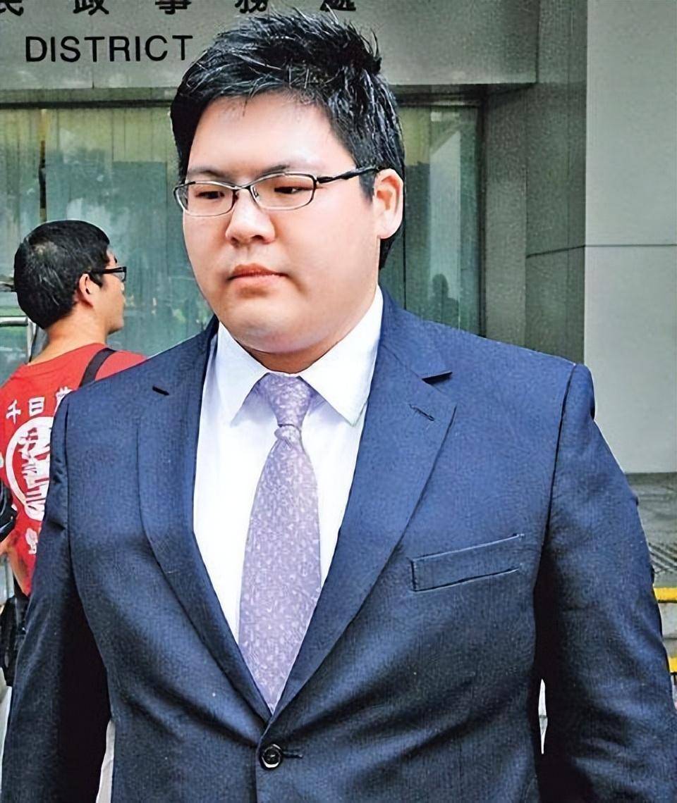 孙红雷与太子辉在那英酒吧发生冲突,那英表现得像个和