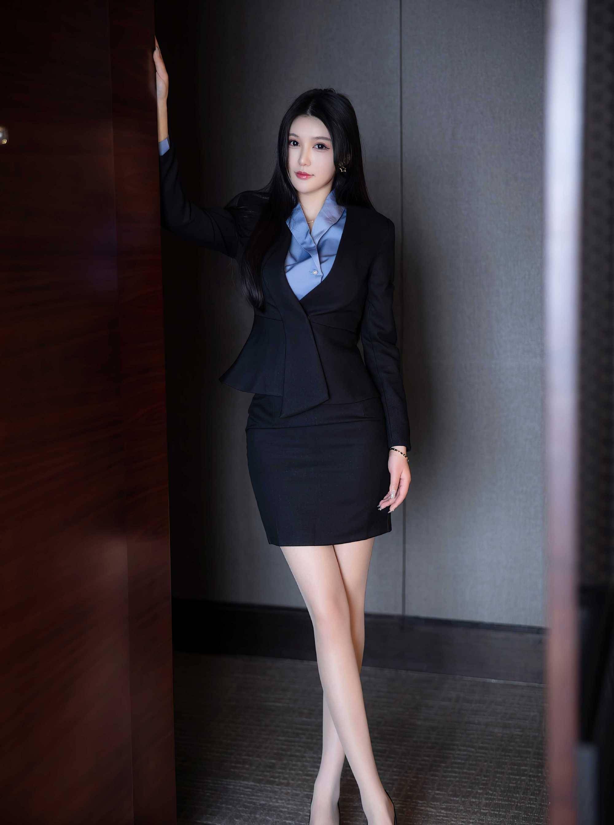 qvod制服丝袜=制服丝袜英文怎么写