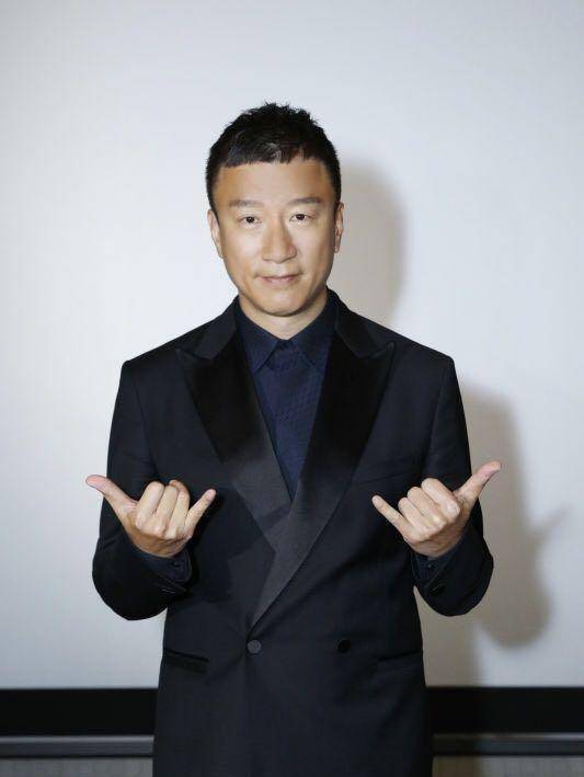 老戏骨孙红雷51岁彻底跌神坛引争议?综艺咖们该醒醒了_角色_影响_剧中