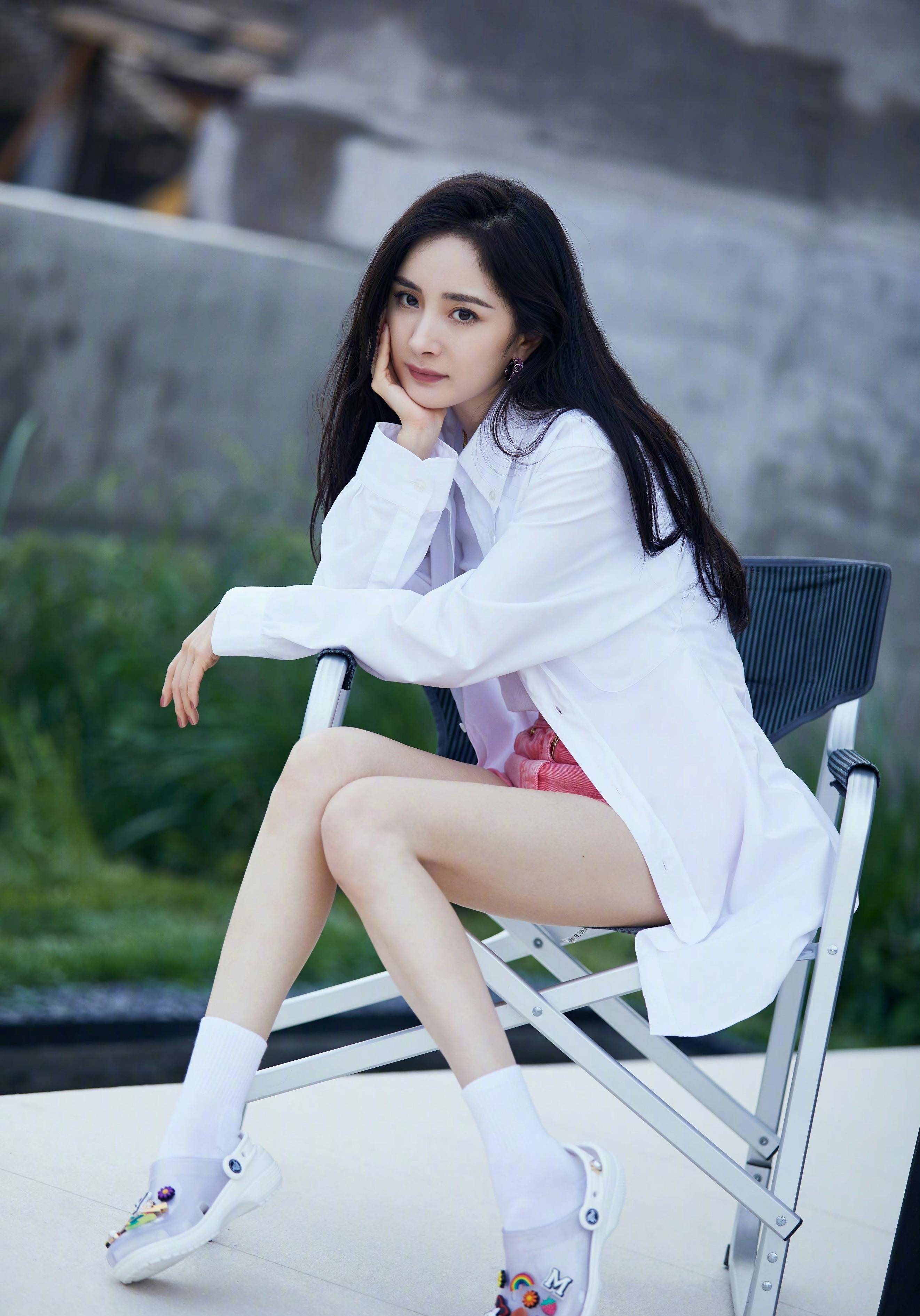 大白腿柚子姐姐写真·酷飒邻家女孩写真分享者_形象_成为了_风格