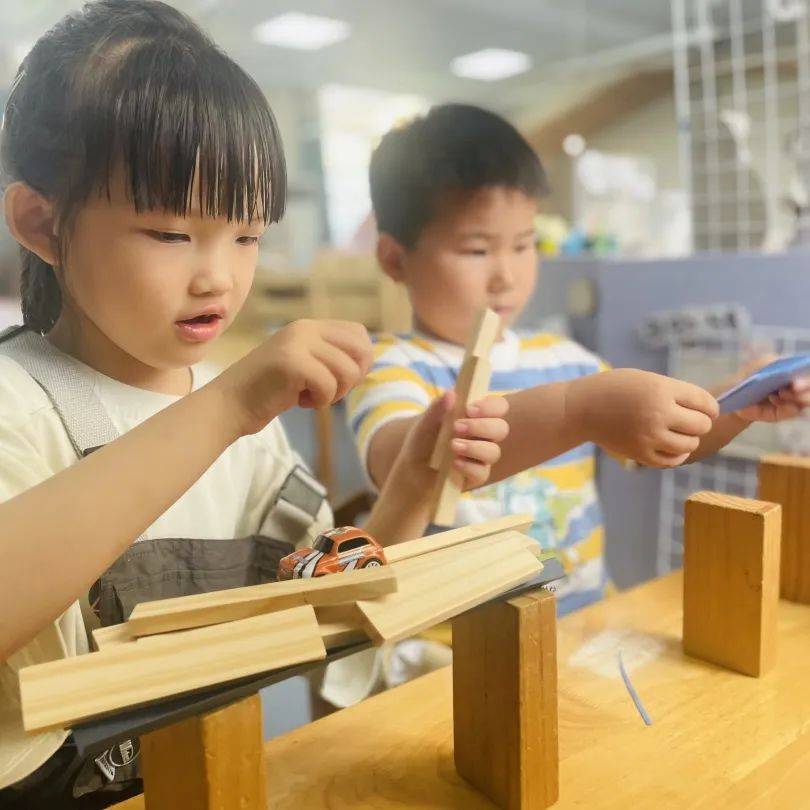 发现课程里儿童的生长//桐乡市庆安小牛津幼儿园大班组—大玩家