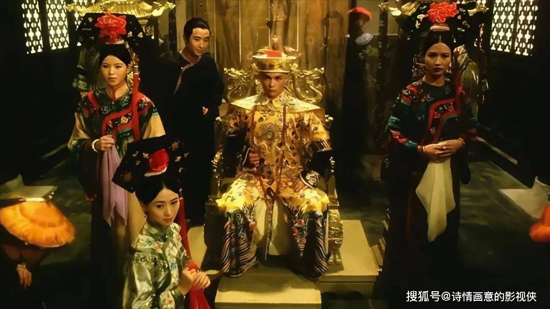 《满清禁宫奇案》是一部由黄靖华执导的古装电影,于1994年在中国香港