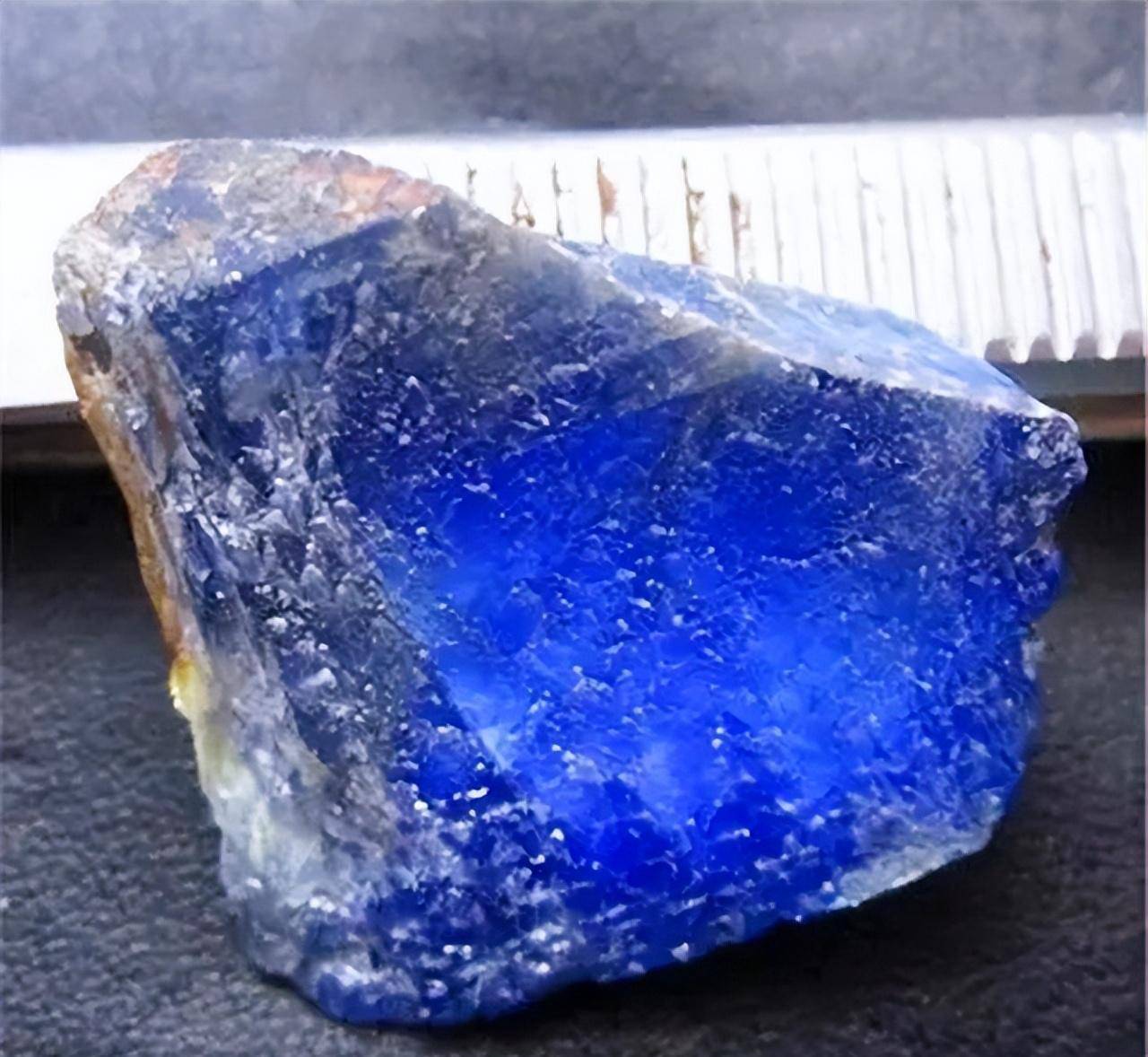 1988年山东村民低价卖打火石,看到新闻后傻眼:实际上价值连城_石头