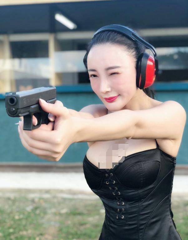 女星王李丹妮现身激起争议,身材大缩水引拆弹疑云_变化_电影_时尚