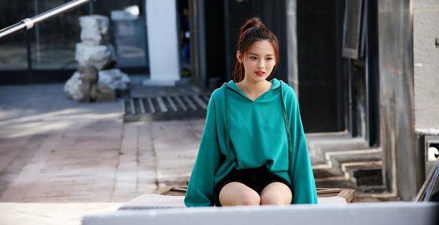 网络歌手排行榜_Q音内地歌手榜:周深排名提高,前十仅两位女生,阳盛阴衰太严重(2)