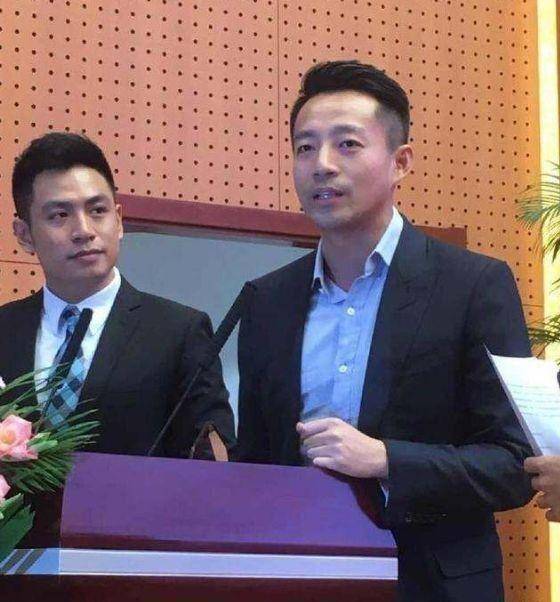武汉万象城偶遇汪小菲近照沧桑发际线后移路人视角身高暴露_张兰_网友