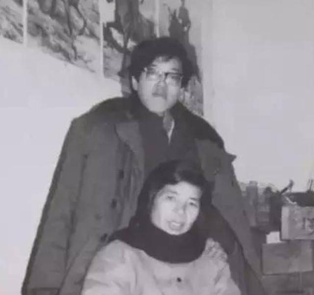 任正非之母程远昭:17岁嫁人连生7子,担心儿子破产帮他攒了10万_父母