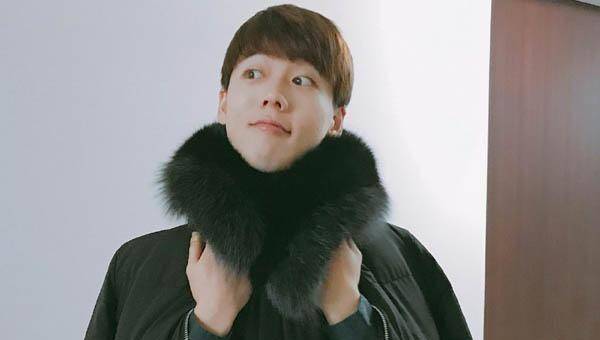 张云雷喜欢的人竟是"他",国风美少年三弦弟弟刘丰实力圈粉_北京_乐器