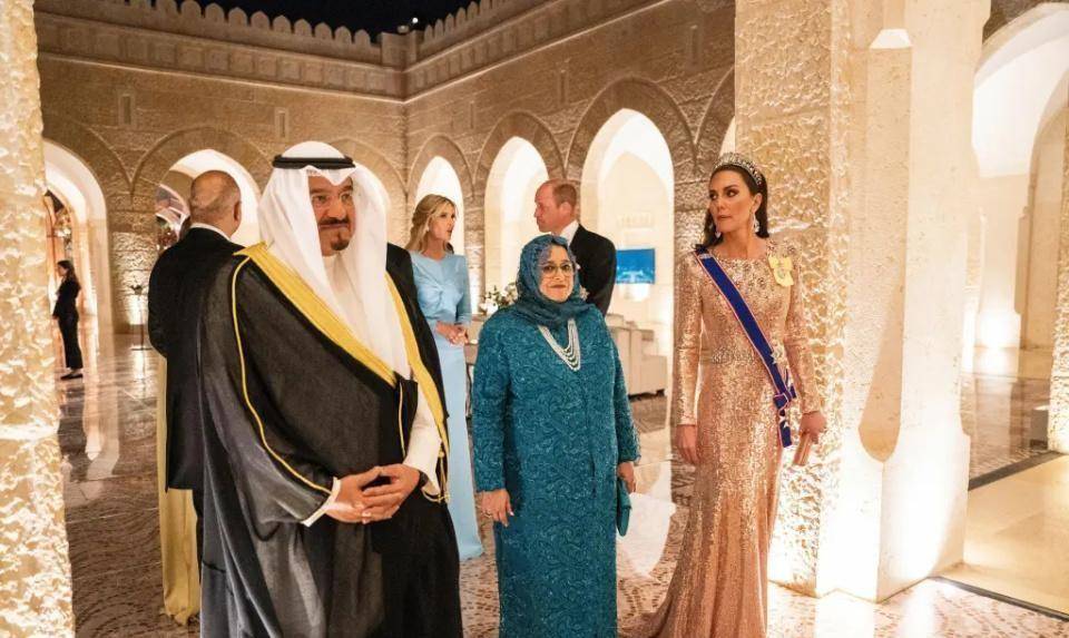 王储娶个媳妇,来了那么多顶级贵族和名流捧场_王冠_沙特_婚礼