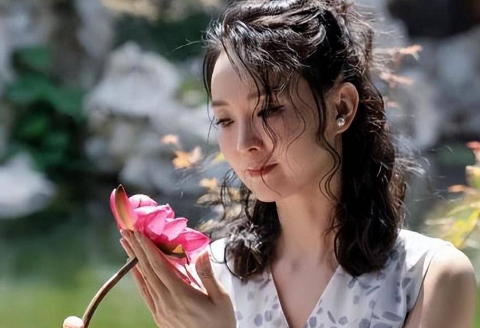 49岁王艳被曝婚变!