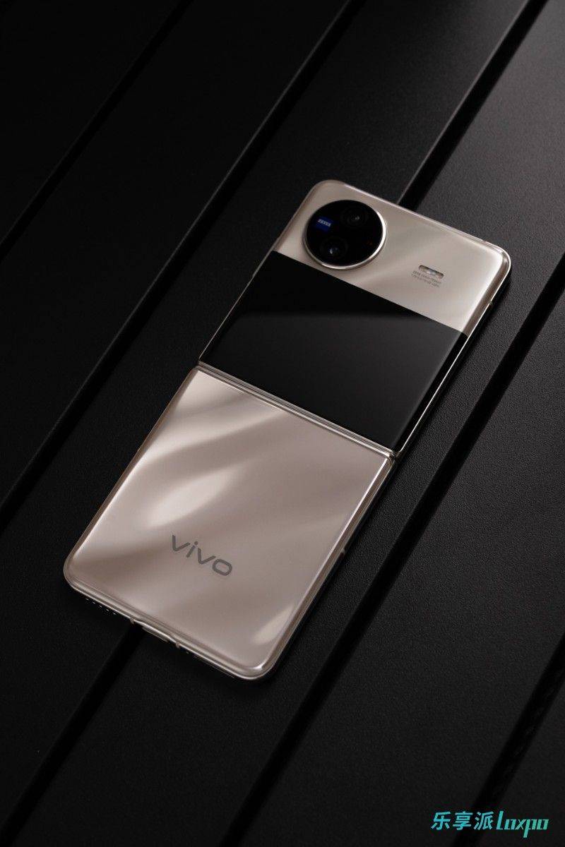 聊机」vivo x flip 拒绝"趋同进化"_支持_手机_屏幕