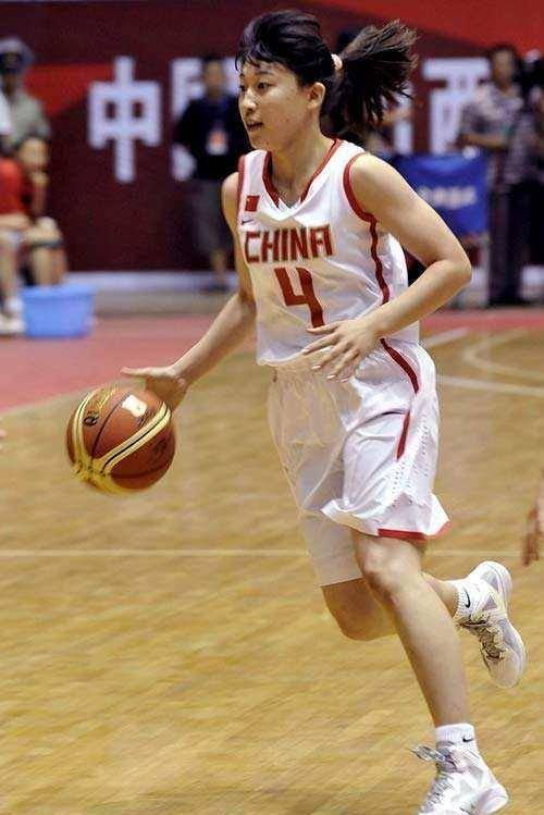 "最美篮球国手"许诺现状,31岁至今单身,身高成致命缺点!