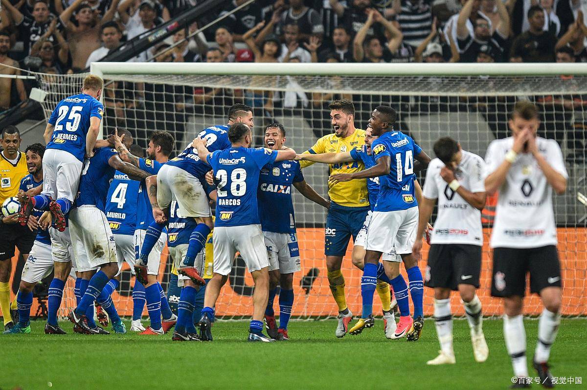 7月8号 洛杉矶fcvs圣何塞 激烈对决:周末足球盛宴_比赛_足球场_球员