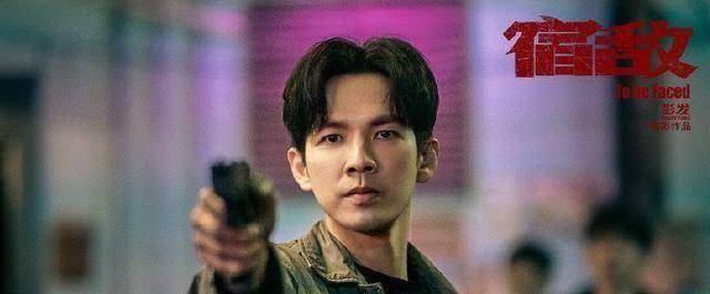 钟汉良新剧被路透曝光,终于不再演偶像剧了,他和tvb老演员一起玩