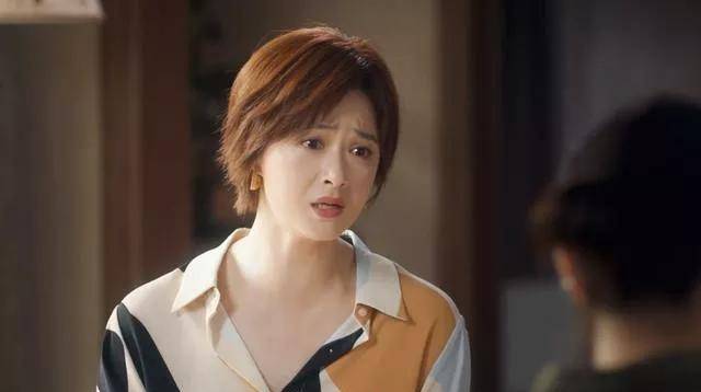 《小舍得》:"长公主"赵娜的人间清醒,活出了原著里没有的体面_蔡菊英