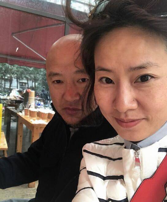 史小诺,是一个内心非常的文艺,很感性的美丽女人,她老公是谁?