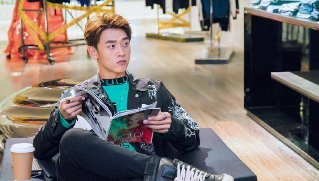 《破冰者》正热播,罗晋新剧将来袭,与女友唐嫣谱写留学生虐恋_萧清