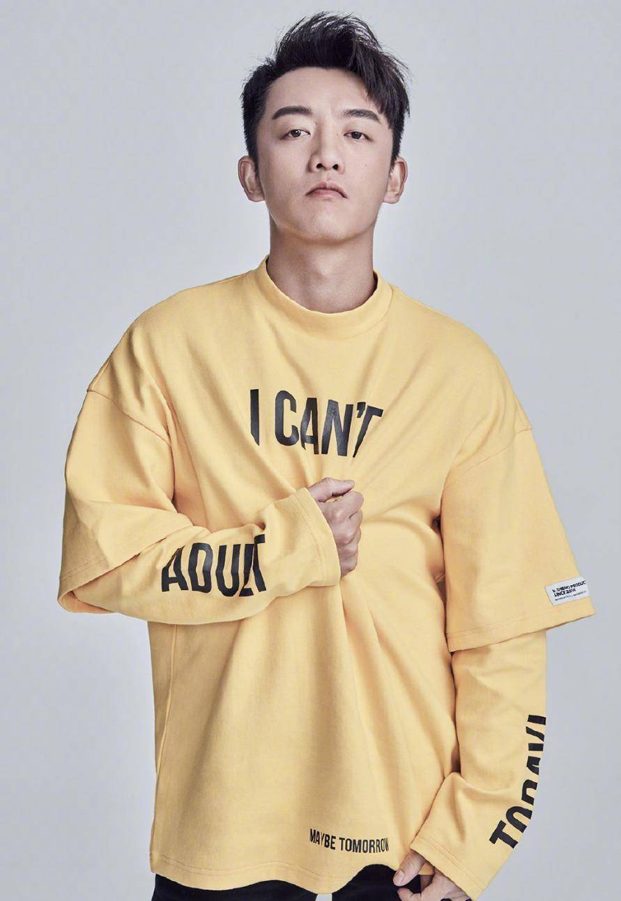 看看郑恺就知道了,幸运简直是为他量身打造_赵薇_电影_时候