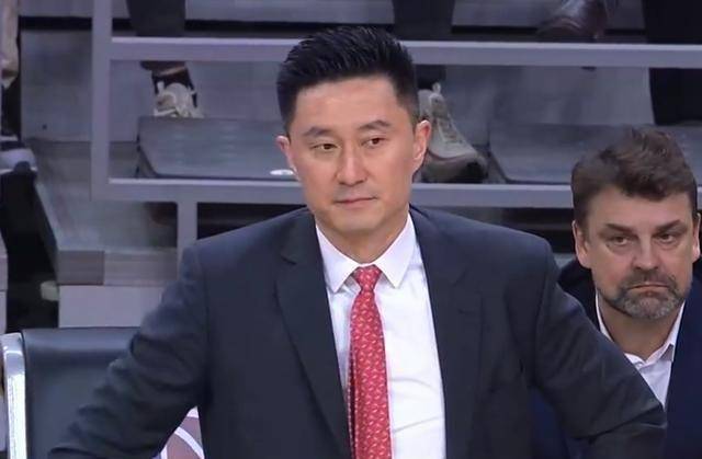 中国男篮主帅有些过分了应该稳重一些_主教练_比赛_本赛季