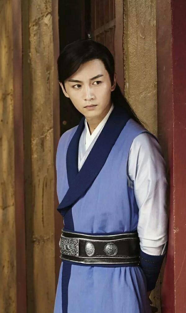 陈晓古装为什么那么绝?_剧中_林平之_造型