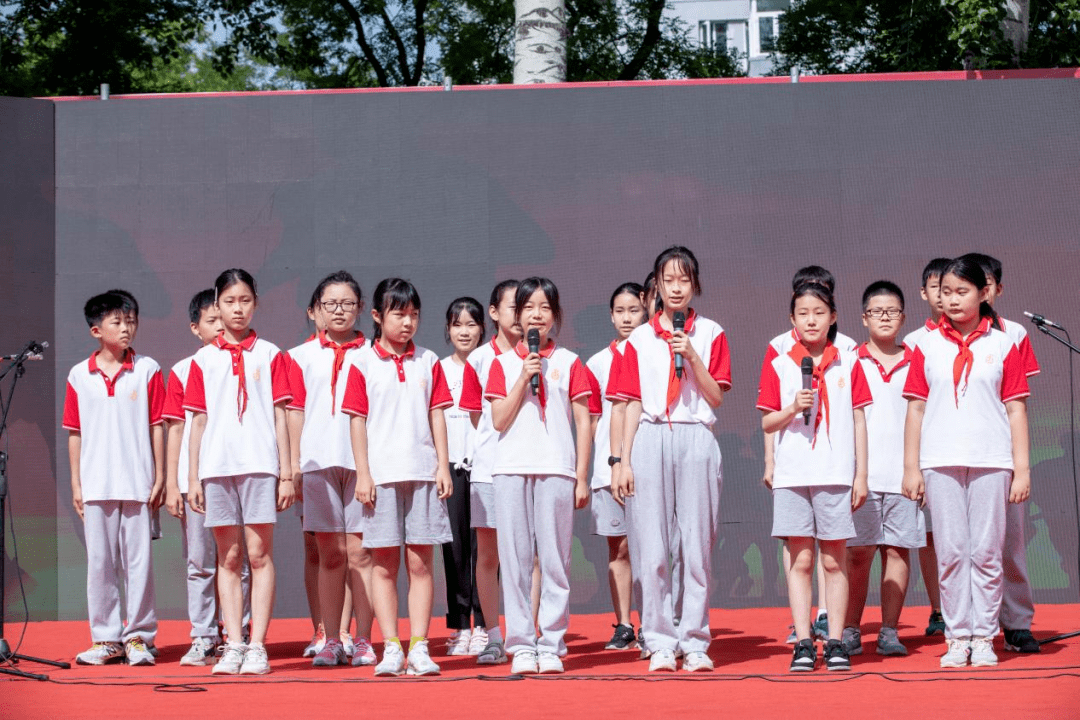 顺义东风小学红色文化节暨毕业季活动_少年_同学_母校