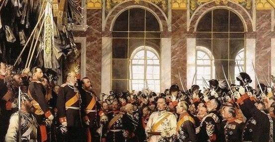1871年,趾高气扬的德皇威廉一世,在法国的凡尔赛宫宣布德意志帝国成立